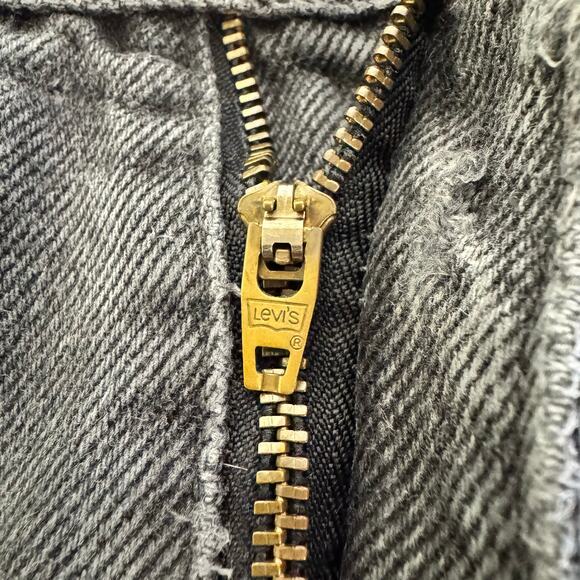 Levi’s 550 black denim jean - Picture 10 of 12